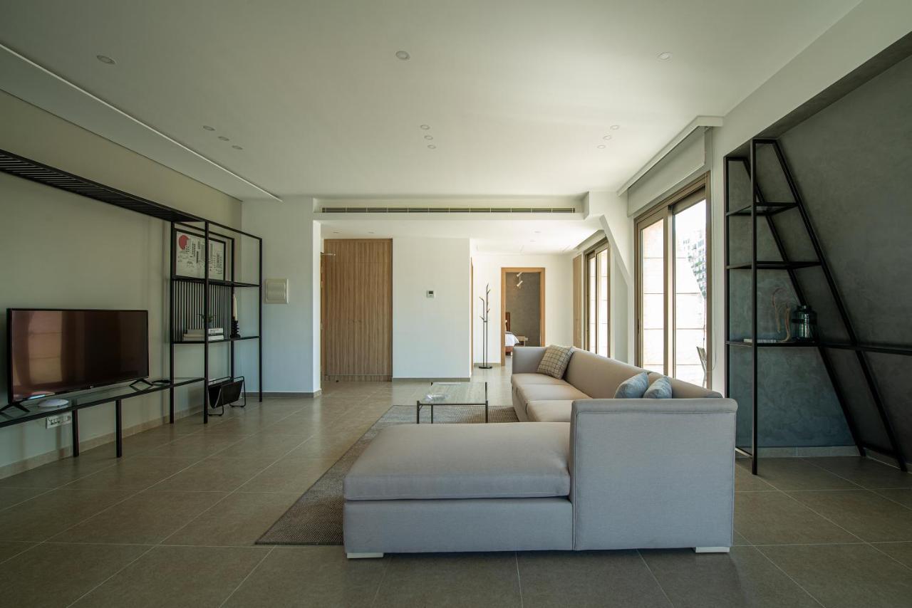 Zur Studios And Suites Бейрут Екстериор снимка